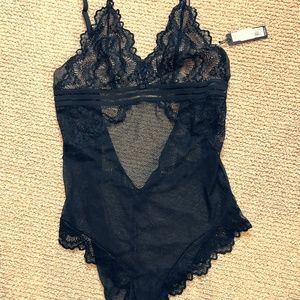 a la mode bodysuit and robe